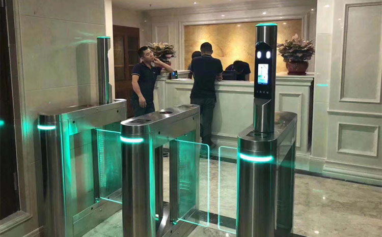 動態人臉識別門禁系統示意圖